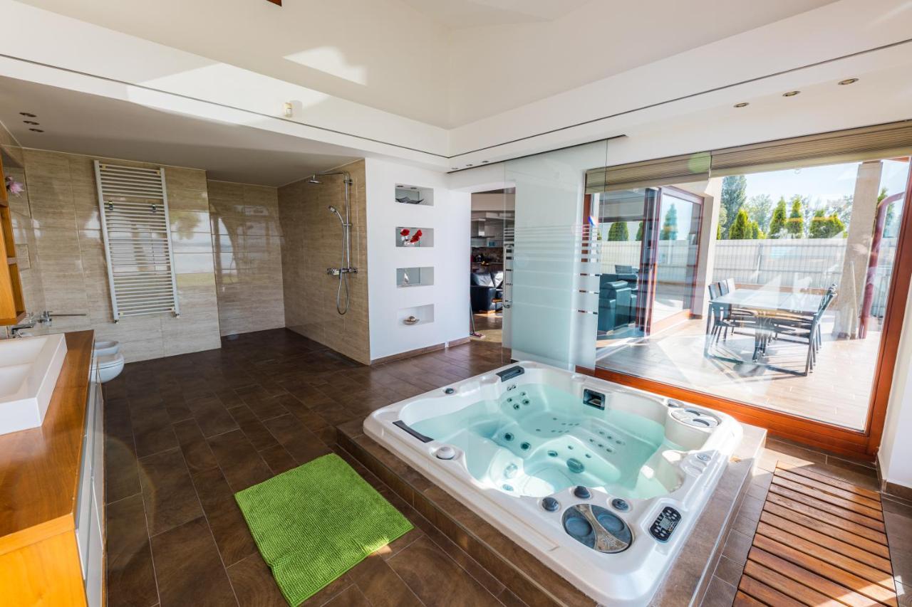 Balatonboglár Balaton View Apartment מראה חיצוני תמונה